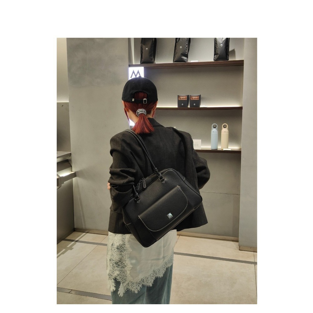 2026 Autumn and Winter Retro T - Women Bags 2026 Trends review and price
