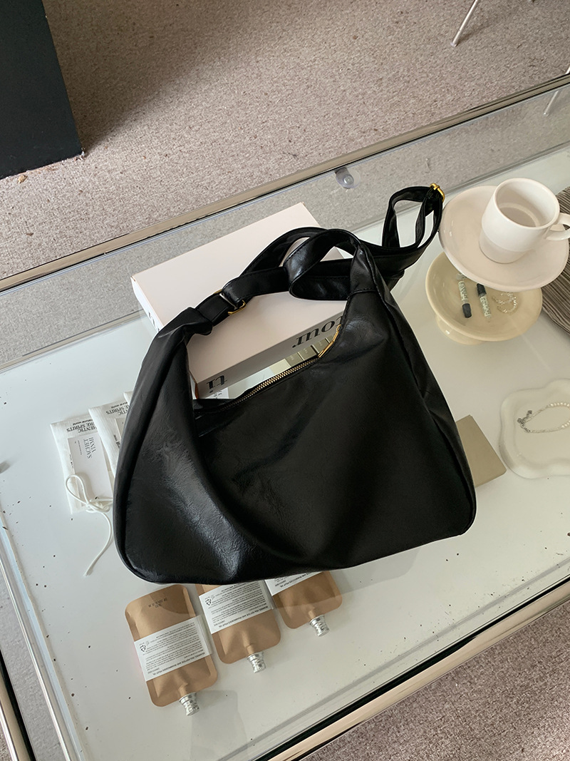 2026 Autumn Maillard Vintage T - Women Bags 2026 Trends review and price